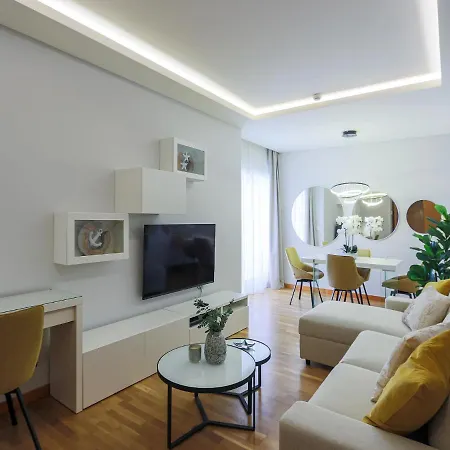 Luxury 1 Bedroom Apartment, Marina De Albufeira3 البوفيرا