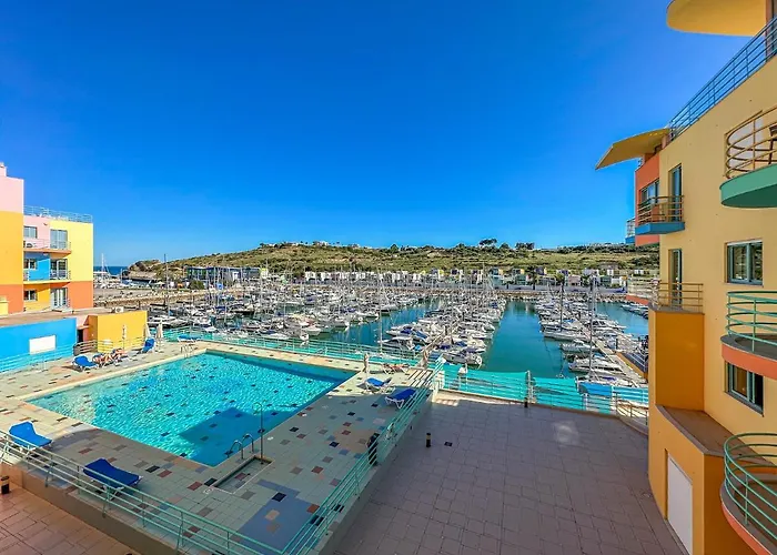 公寓 Luxury 1 Bedroom Apartment, Marina De Albufeira3 阿尔布费拉